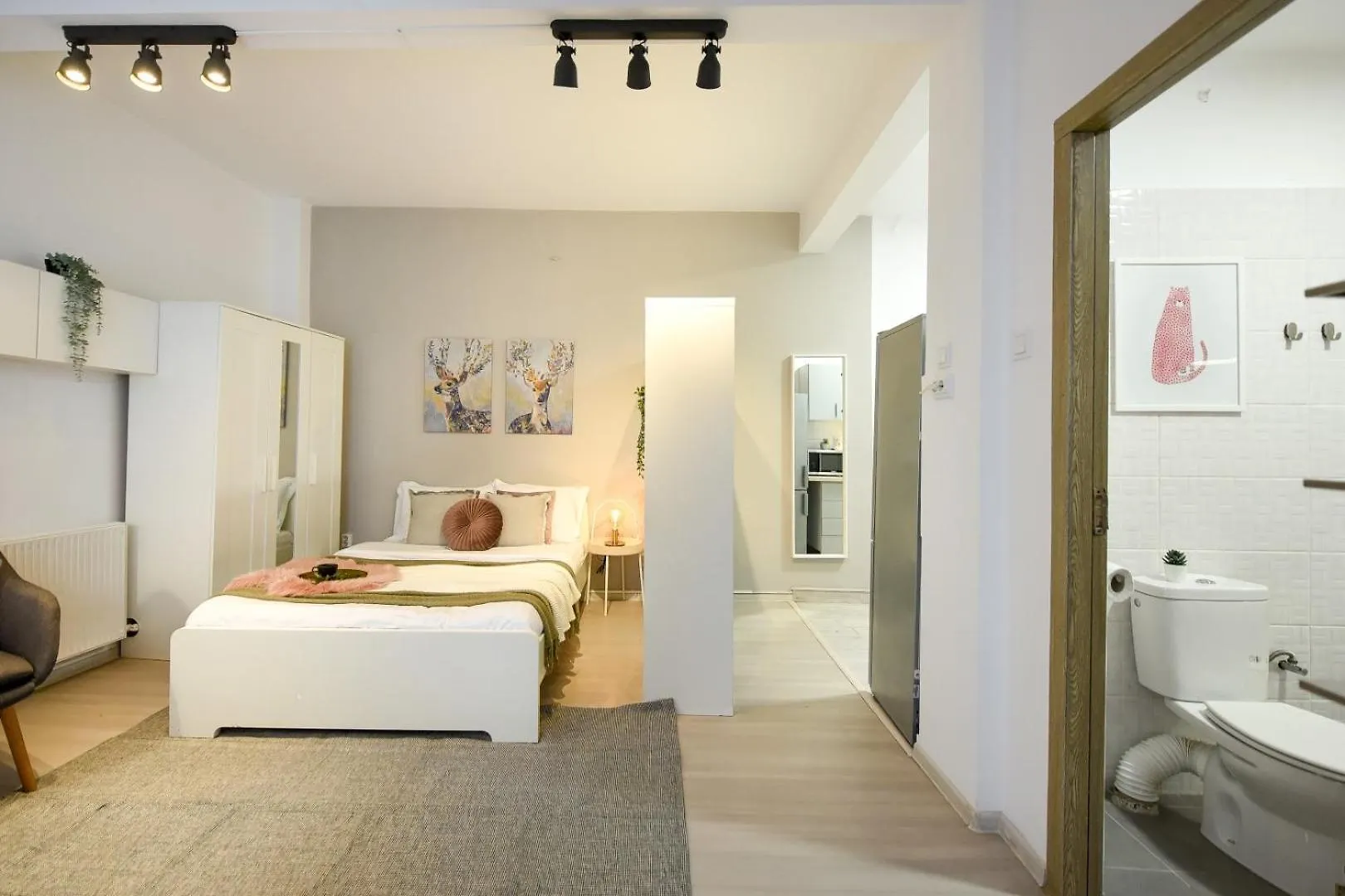 Bucharest'S Heartbeat - Cozy Studios On Smardan Street Lejlighed